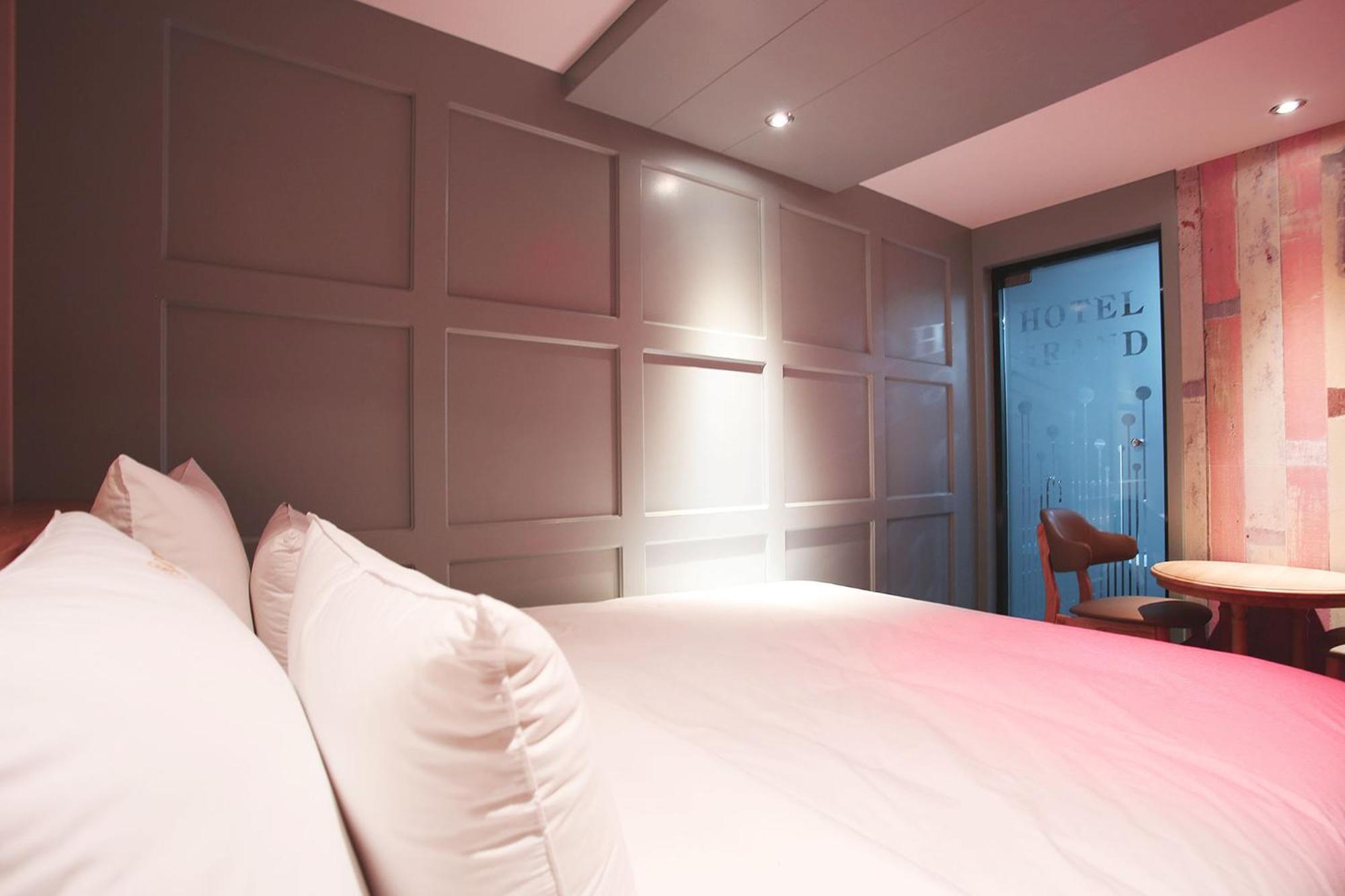 Goodstay Grand Motel Chuncheon Ngoại thất bức ảnh